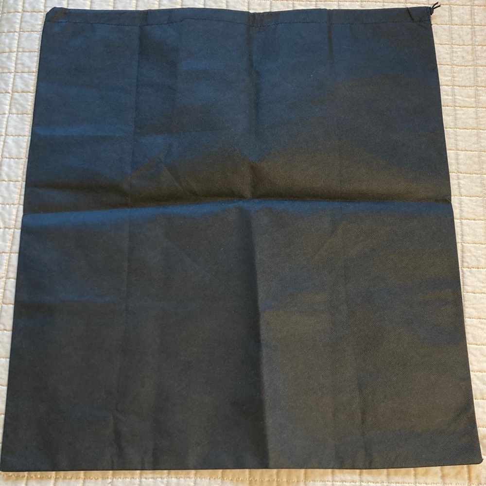 New! Large Authentic B. Makowsky Drawstring Dust … - image 2